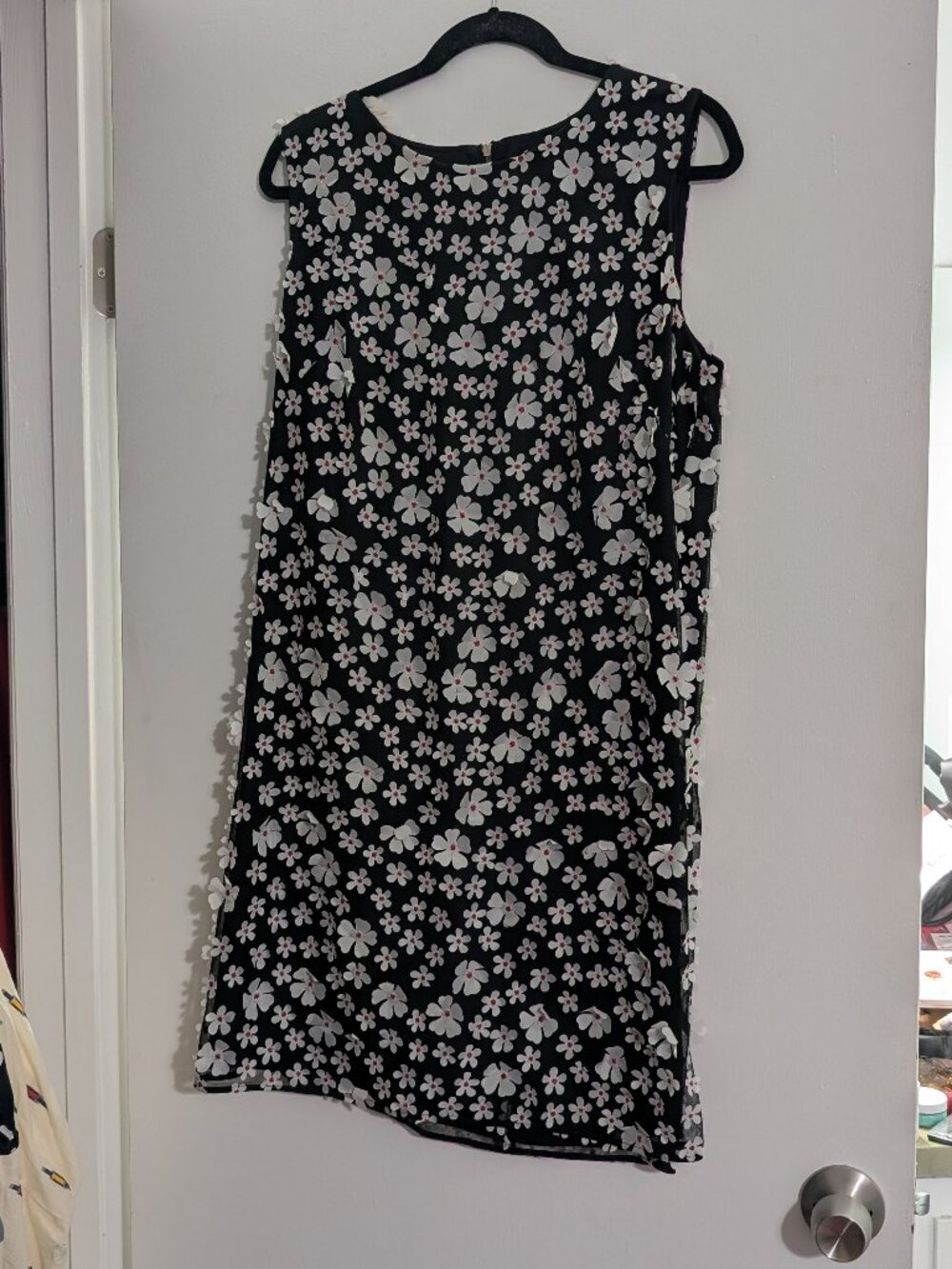 Karl Lagerfeld 3D Daisy Shift Dress